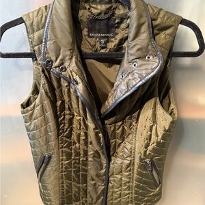 Banana Republic Women's Green Quilted Vest